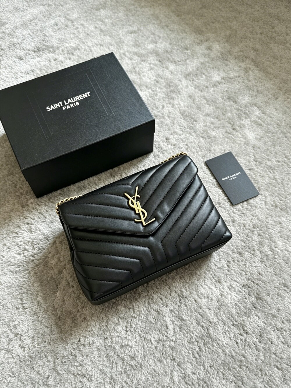 Saint Laurent Loulou Medium Bag - Picture 4 of 5